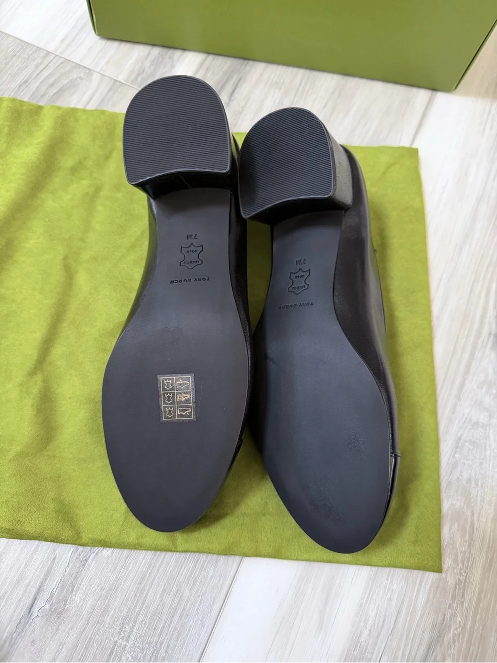 Tory Burch Cap Toe 45mm Black Leather Bow Pumps Heels Women’s 7